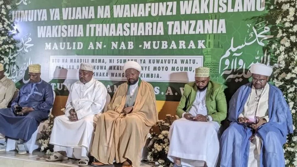 Sheik Mkuu wa Jumuiya ya Shia Tanzania (TIC) ahudhuria hafla ya utangulizi wa maulidi mkoani Arusha