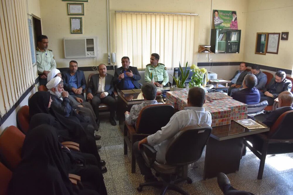 دیدار امام جمعه با فرمانده انتظامی نیاسر