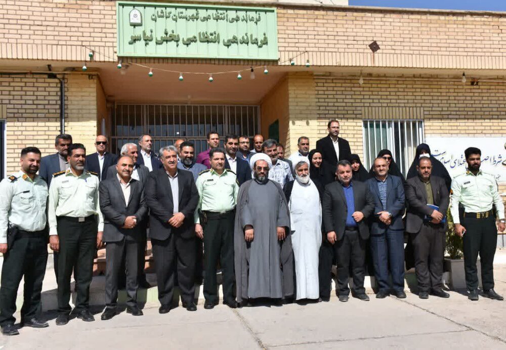 دیدار امام جمعه با فرمانده انتظامی نیاسر+ تصاویر