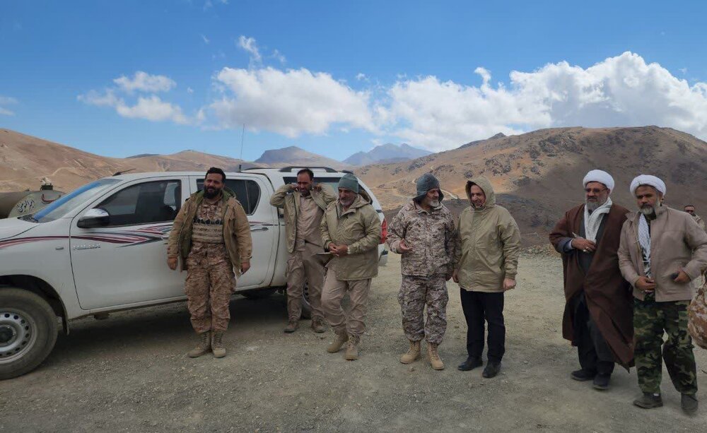 تصاویر / بازدید فرمانده سپاه، استاندار و مسئول نمایندگی ولی فقیه در استان قزوین در سپاه از مناطق صفر مرزی کشور