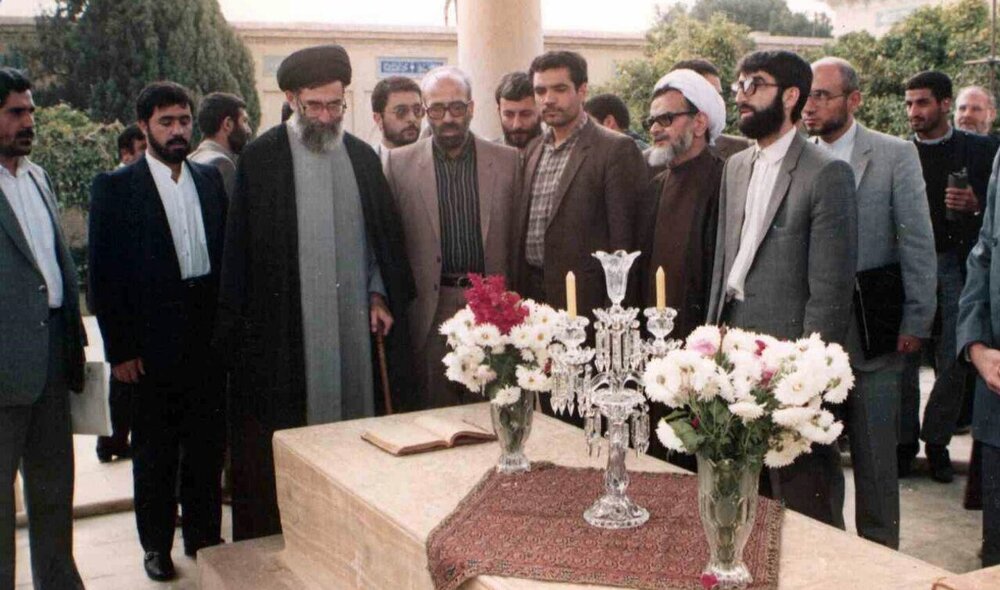 حافظ‌شناسی در بیان رهبر معظم انقلاب