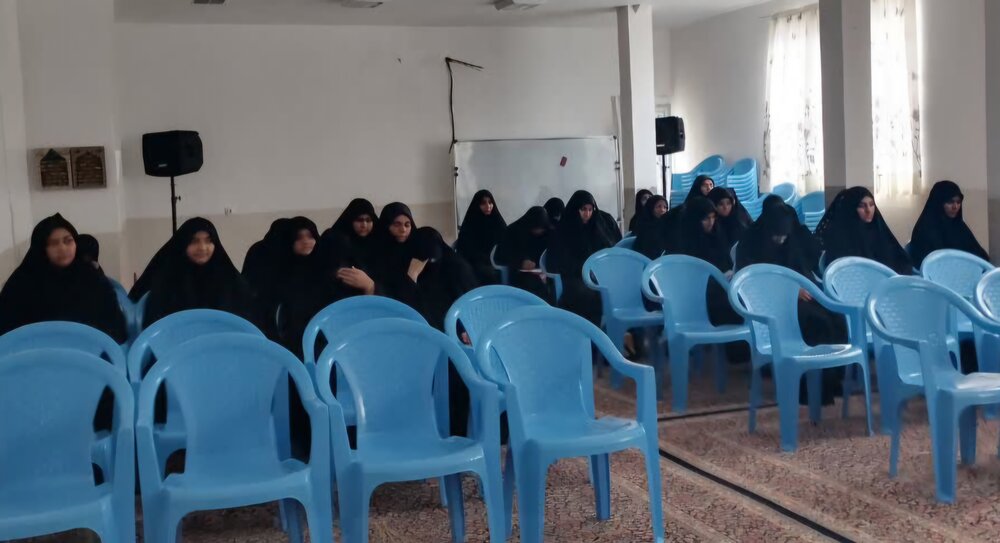 تصاویر/ جلسه اخلاق مدرسه علمیه الزهرا شهداد