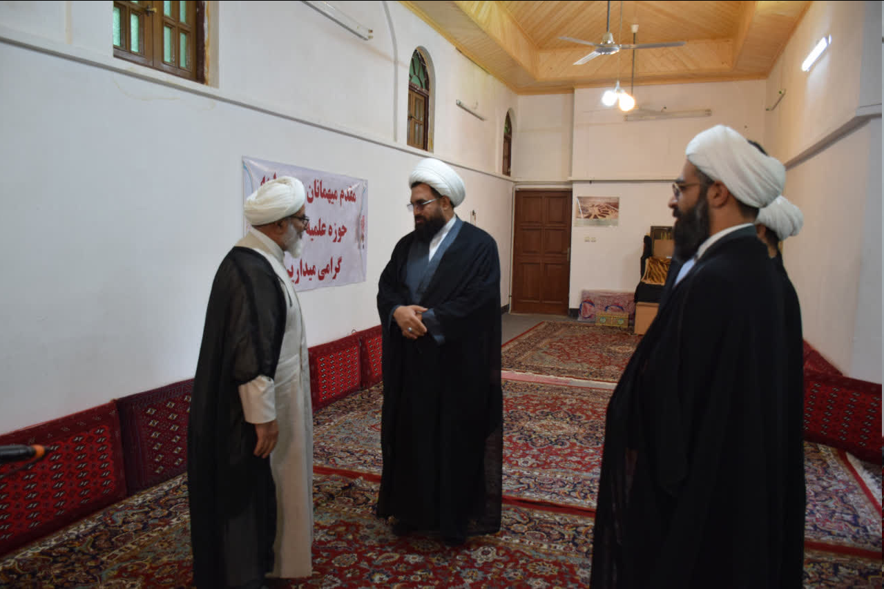 تقدیر مدیرکل تبلیغات اسلامی سمنان از استاد پیشکسوت حوزه+عکس