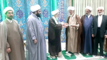 تصاویر/ مراسم معارفه امام جماعت جدید مسجد حضرت سلمان فارسی(ع) کرمانشاه