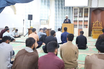 تصاویر / تریبون آزاد طلاب  مدرسه علمیه النبی (ص)  بندرعباس