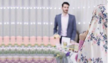 سواد خانواده | بهترین واکنش به اصرار ازدواج از طرف والدین چیست؟