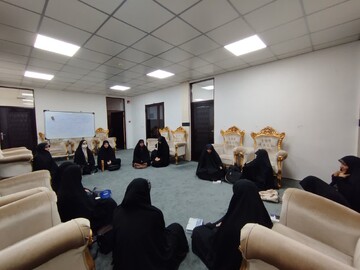 برگزاری نشست تهذیبی در مدرسه علمیه الزهرا(س) اهواز + عکس