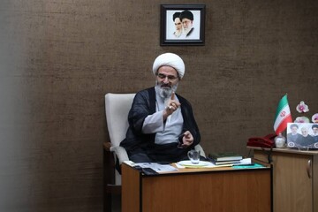 خدمت‌رسانی صادقانه به مردم با نیت الهی، مشمول پاداش‌های اخروی است