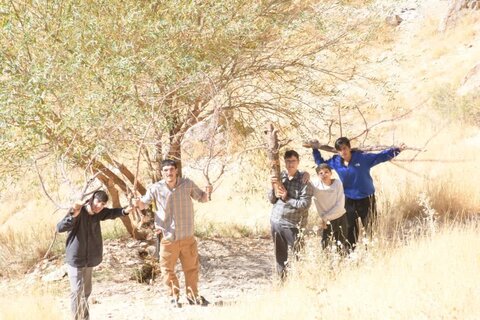 تصاویر/ اردوی یک روزه طلاب مدرسه علمیه تکاب