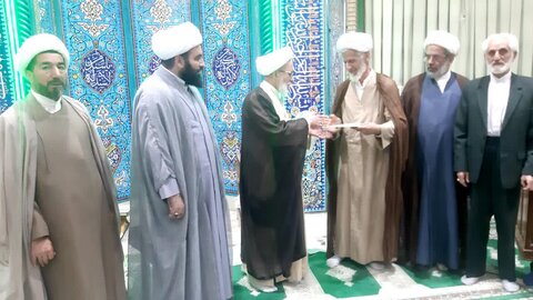 تصاویر/ مراسم معارفه امام جماعت جدید مسجد حضرت سلمان فارسی(ع) کرمانشاه