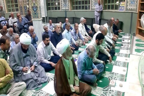 تصاویر/ مراسم معارفه امام جماعت جدید مسجد حضرت سلمان فارسی(ع) کرمانشاه