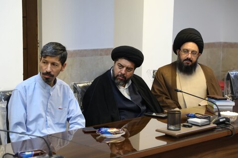 تصاویر/ نشست بصیرتی با موضوع نقد جریان فکری‌ قرآن بسندگی برگزار شد