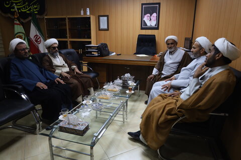 تصاویر/ دیدار مدیر حوزه علمیه لستان هرمزگان با فرمانده نیروی انتظامی استان