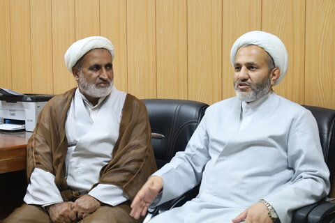 تصاویر/ دیدار مدیر حوزه علمیه لستان هرمزگان با فرمانده نیروی انتظامی استان