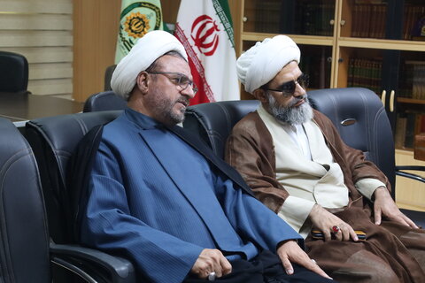 تصاویر/ دیدار مدیر حوزه علمیه لستان هرمزگان با فرمانده نیروی انتظامی استان