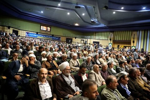 تصاویر/ اجلاسیه سرداران و 775 شهید شهرستان مهاباد
