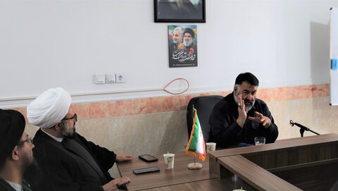 نشست جهاد تبیین، ویژه مدیریت حوزه علمیه استان و کادر مدارس زاهدان