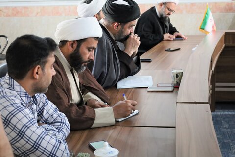 نشست جهاد تبیین، ویژه مدیریت حوزه علمیه استان و کادر مدارس زاهدان