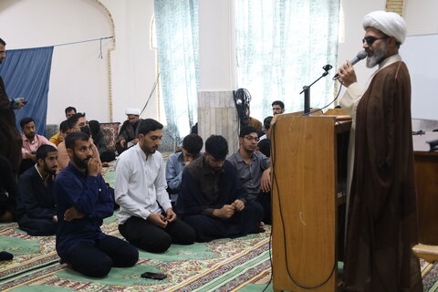 تصاویر / تریبون آزاد طلاب  مدرسه علمیه النبی (ص)  بندرعباس