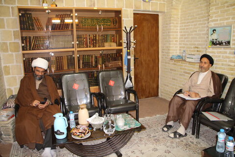 تصاویر| بازدید مدیر حوزه علمیه فارس از مدرسه علمیه مصلی شیراز