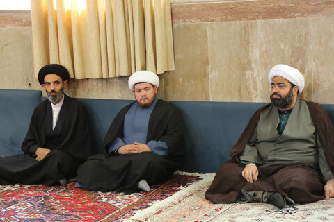 تصاویر/ برگزاری سلسله جلسات «راه و رسم طلبگی» در حوزه علمیه حضرت امیرالمؤمنین(ع) تبریز