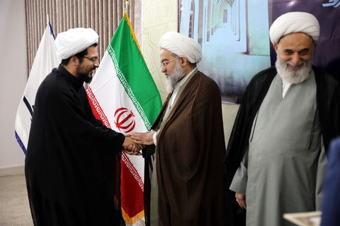 تصاویر/آیین افتتاحیه یازدهمین سال آموزشی مرکز تخصصی معارف اهل‌بیت علیهم‌السلام