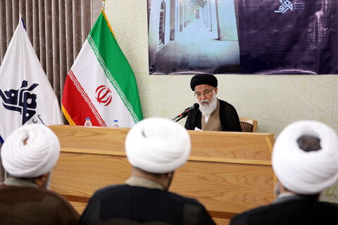 تصاویر/آیین افتتاحیه یازدهمین سال آموزشی مرکز تخصصی معارف اهل‌بیت علیهم‌السلام