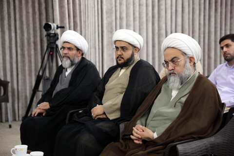 تصاویر/آیین افتتاحیه یازدهمین سال آموزشی مرکز تخصصی معارف اهل‌بیت علیهم‌السلام