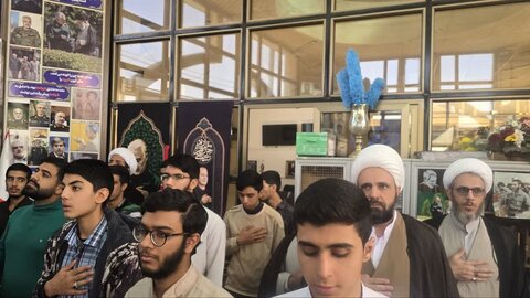 تصاویر/ تجدید میثاق طلاب مدرسه علمیه ابراهیمیه کرمان با شهدا