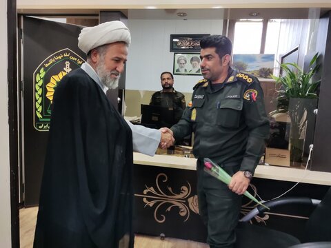 تصاویر/ برنامه های مدرسه علمیه مفیدیه سیرجان  در هفته بزرگداشت نیروی انتظامی