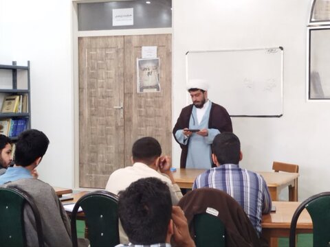 تصاویز/ کارگاه مهارت‌های پژوهشی مدرسه علمیه امیرالمؤمنین(ع) آران و بیدگل