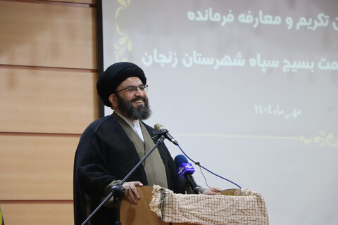 تصاویر| آیین تکریم و معارفه فرماندهان ناحیه مقاومت بسیج سپاه زنجان