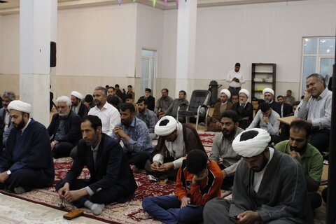 تصاویر/ کارگاه آموزش مداحی با حضور حجت الاسلام میرزامحمدی در مدرسه علمیه مفیدیه سیرجان