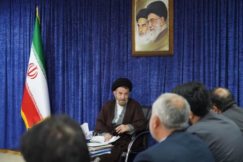 تصاویر دیدار مشاور رئیس ستاد اجرایی فرمان امام و مدیرعامل شرکت توسعه‌گری پردیس با نماینده ولی‌فقیه در لرستان
