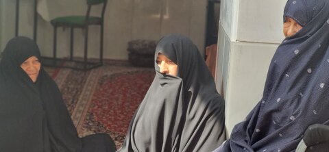 تصاویر/ دیدار مسئولان با خانواده معظم شهدا در احمدآباد