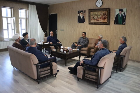 تصاویر/ دیدار اعضای شورای انجمن های اسلامی کارخانجات آذربایجان شرقی با مدیرکل تبلیغات اسلامی استان  آذربایجان شرقی