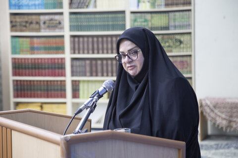 تصاویر/ دیدار مسئول و کارکنان کانون پرورش فکری کودکان استان یزد با آیت الله ناصری به مناسبت هفته ملی کودک