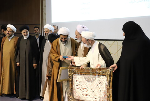 تصاویر/ آیین تکریم و معارفه مدیر حوزه‌های علمیه خواهران