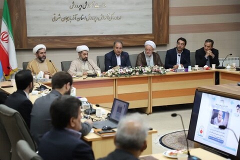 عکس | امضای تفاهم‌نامه توسعه فرهنگ نماز در مدارس آذربایجان‌شرقی