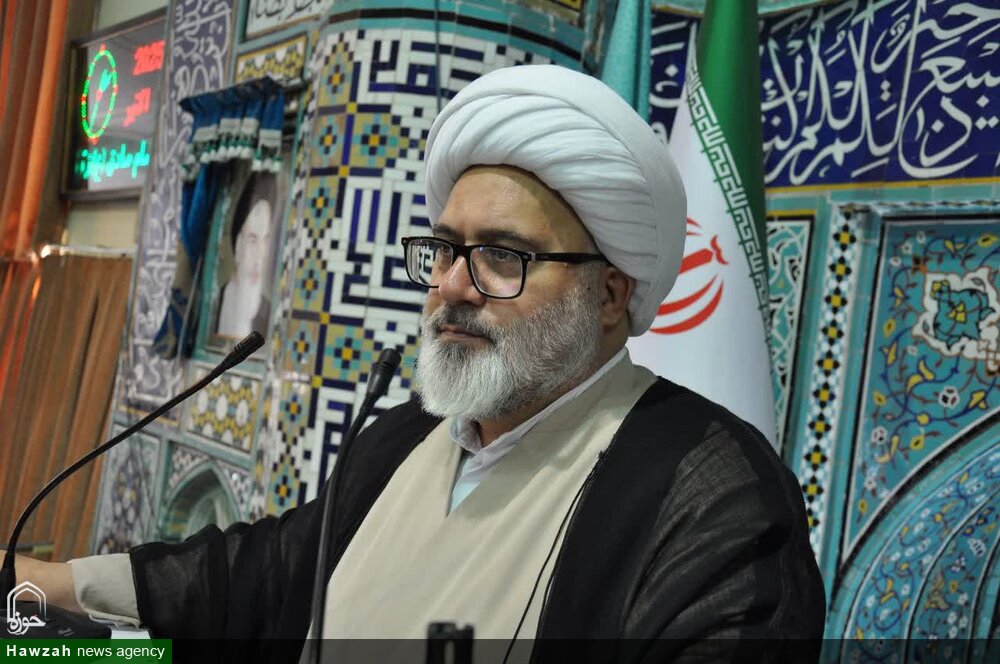 دشمن در جنگ روایت‌ها به دنبال ناکارآمد نشان دادن نظام اسلامی است