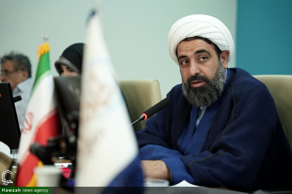 خانواده و مسجد، از محورهای اصلی حفظ انقلاب اسلامی است