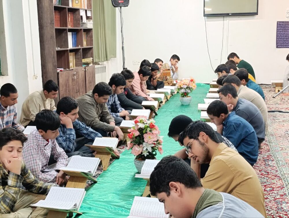 क़ुरआन से परिचित होने के आध्यात्मिक प्रभाव