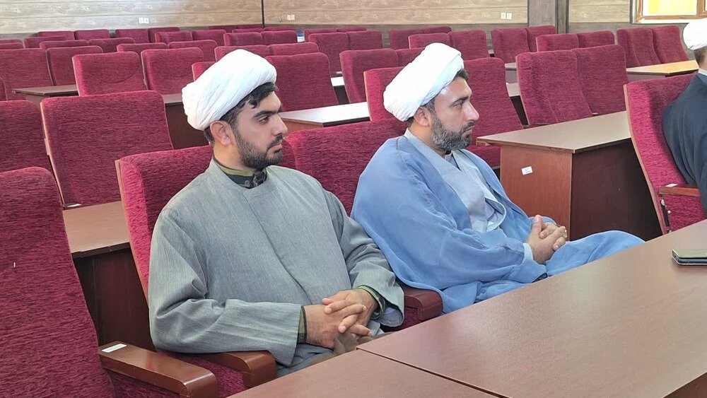 دیدار مسئولان دینی و فرهنگی شهرستان رودبارجنوب با فرماندار