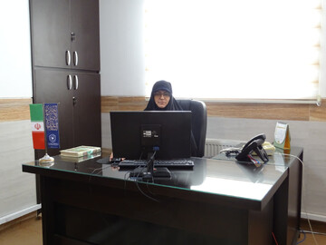 تجلیل از طلاب هنرمند استان اصفهان در رشته‌های نقاشی و خوشنویسی