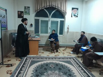 تصاویر/ برگزاری کانون های علمی در مدرسه علمیه امام باقر (ع) شهرستان کامیاران