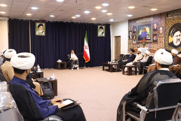 تصاویر/ آغاز سال تحصیلی درس تفسیر موضوعی «خانواده در قرآن»