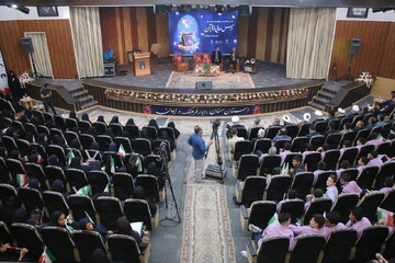 تصاویر/ آیین افتتاحیه سی و چهارمین دوره «درس‌هایی از قرآن» کشور به میزبانی استان سمنان