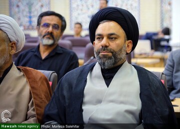 روحانیت باید پرچمدار مراسم‌ ملی و مذهبی باشد