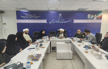 جامعه‌ برای پیشرفت خود به حضور بانوان متعهد و مؤمن نیازمند است