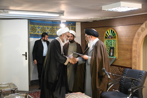 تصاویر|آیین تکریم و معارفه مدیر اجرایی مرکز رسیدگی به امور مساجد اصفهان